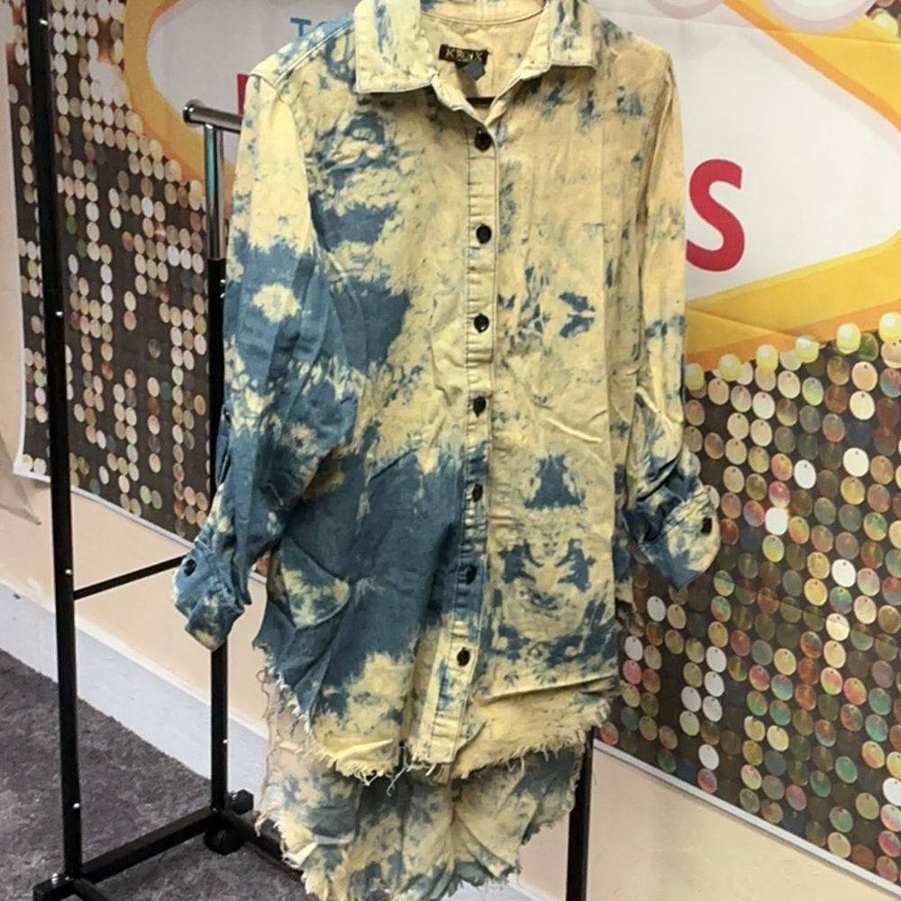 Blue and Cream Casual Button Down Shirt